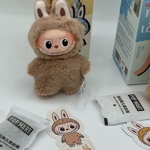 Pop Mart Pin for Love Labubu “B”